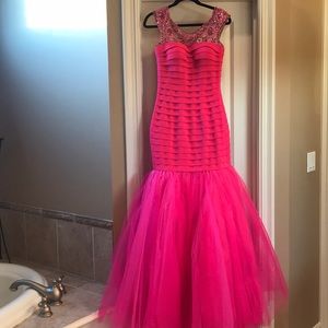 Fuchsia Sherri Hill Prom Dress